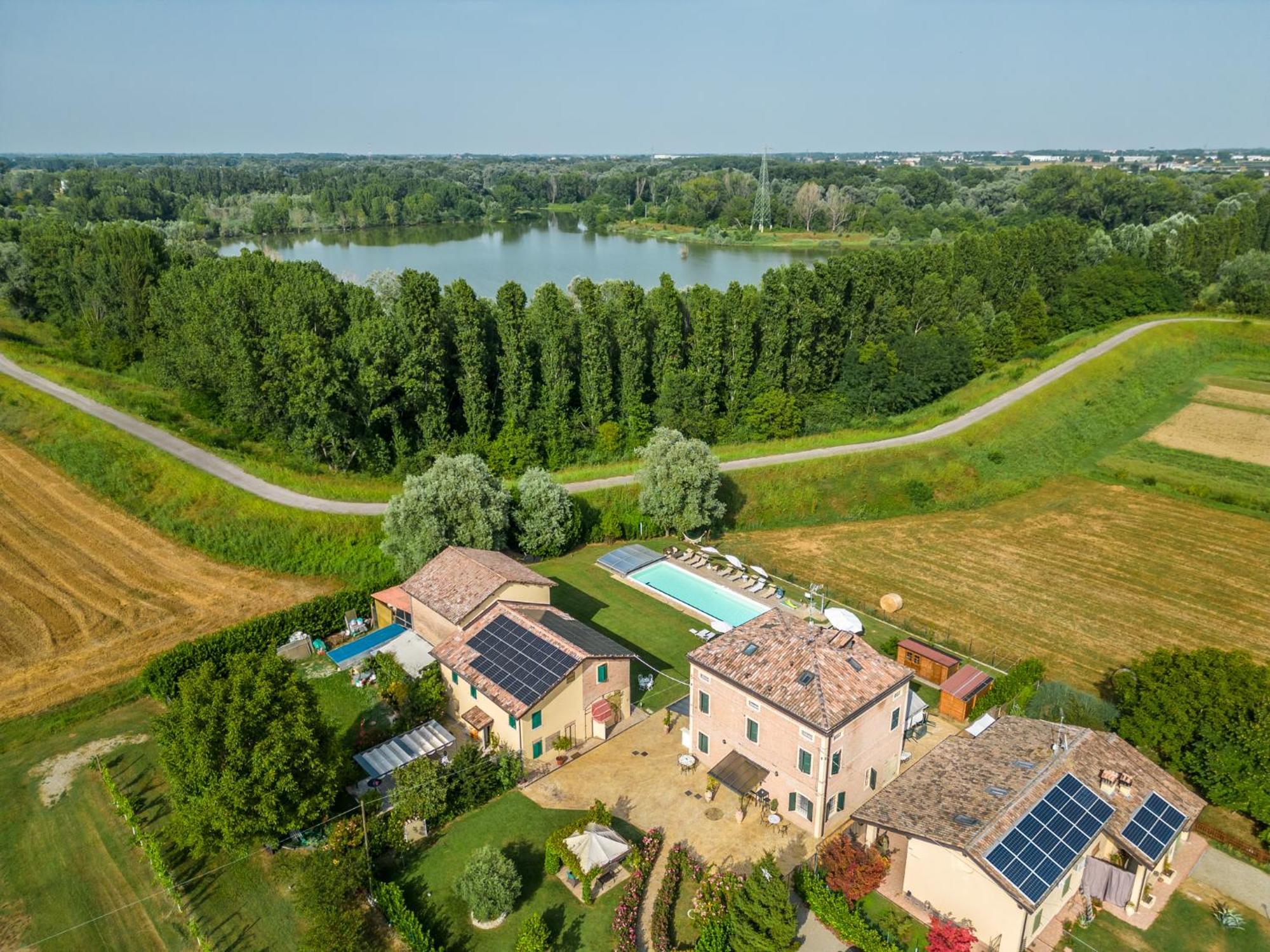 La Casa Di Valeria - Modena Módena Exterior foto