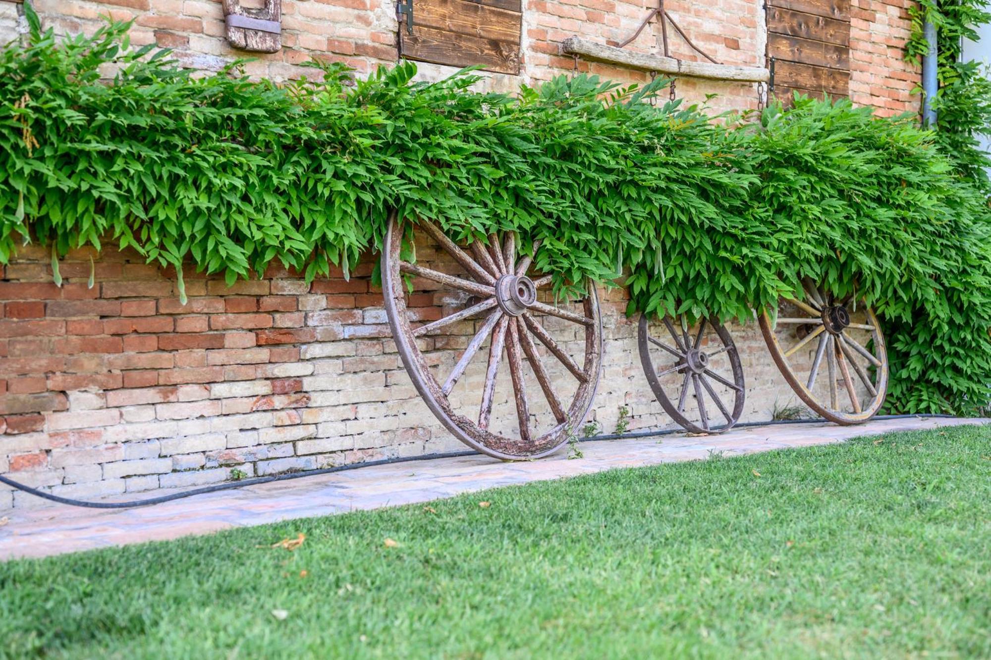 La Casa Di Valeria - Modena Módena Exterior foto