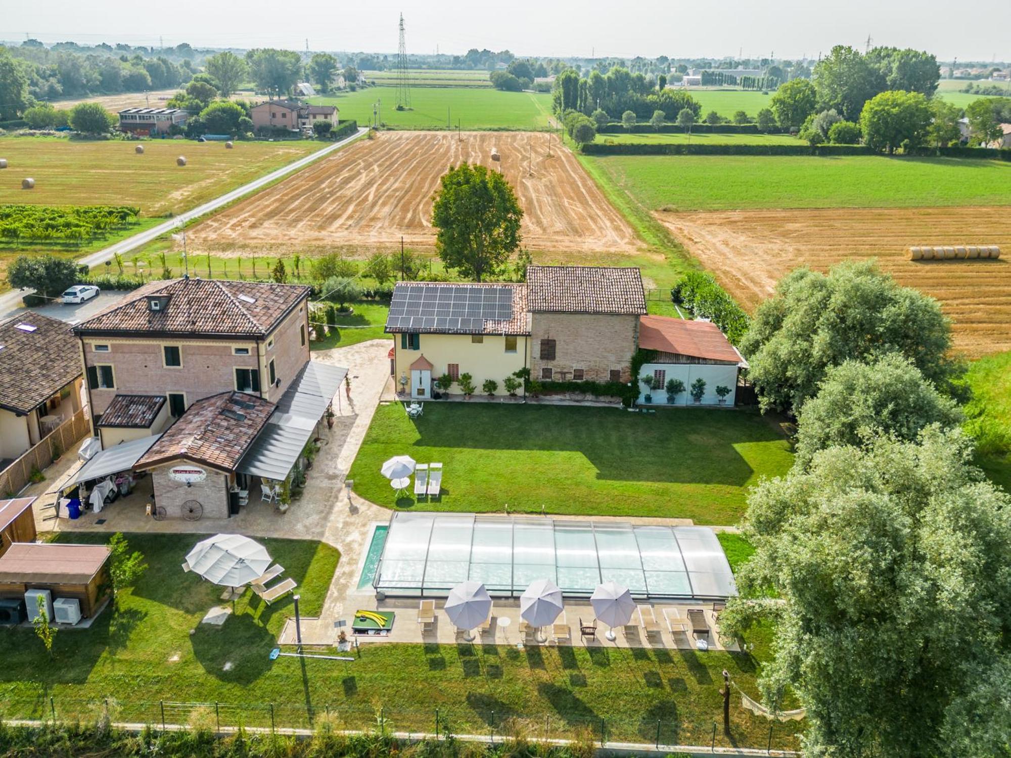 La Casa Di Valeria - Modena Módena Exterior foto